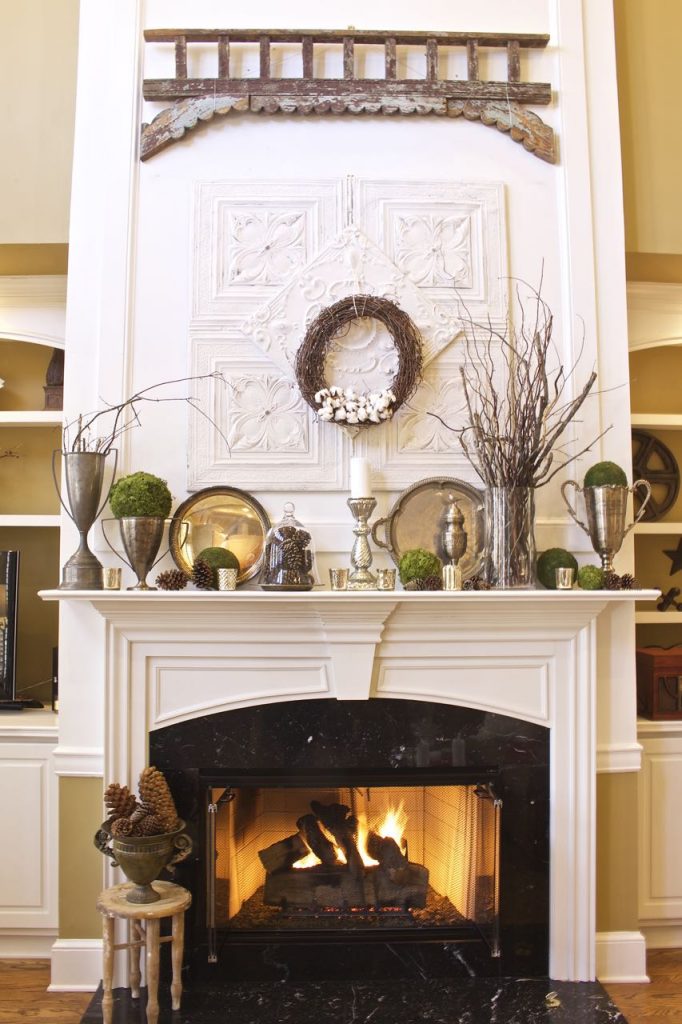 Post-Christmas Winter Mantel Inspiration - Winter Mantel Decor via 2 Bees in a Pod | https://www.roseclearfield.com