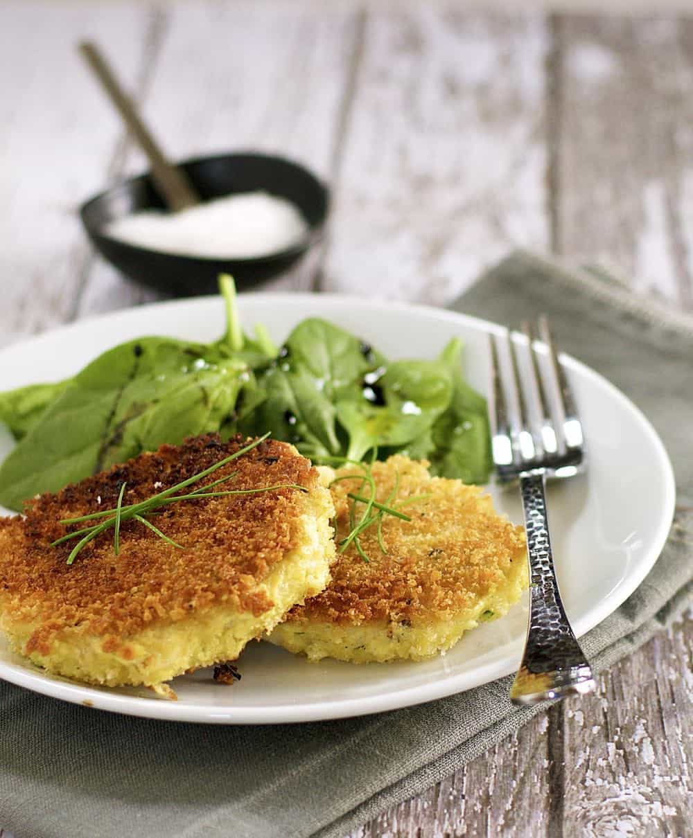 30 Healthy Dinner Recipes for Two - Crispy Fish Cakes for Two via Pinch and Swirl | https://www.roseclearfield.com