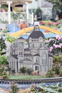 Miniature Milwaukee Garden Train Show at the Domes