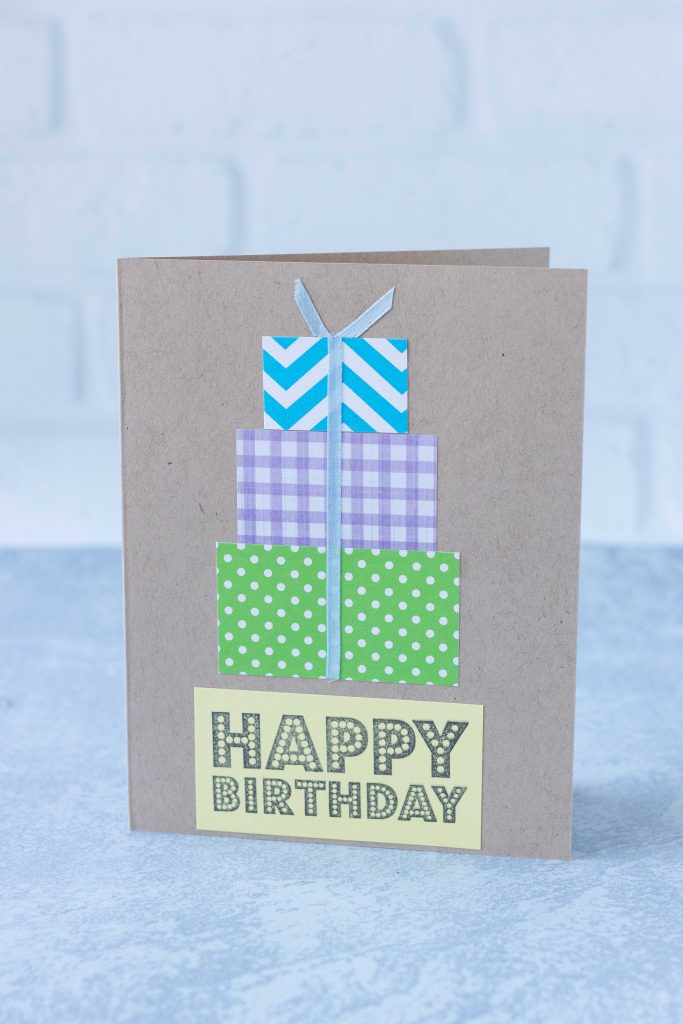 Handmade multicolored stacked presents birthday card @randomcreative #DIY #birthdaycard #handmadecardidea | https://www.roseclearfield.com