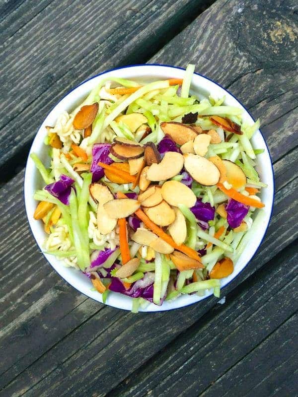 30 Healthy Ramen Noodle Recipes - Asian Ramen Broccoli Slaw via The Lemon Bowl | https://www.roseclearfield.com