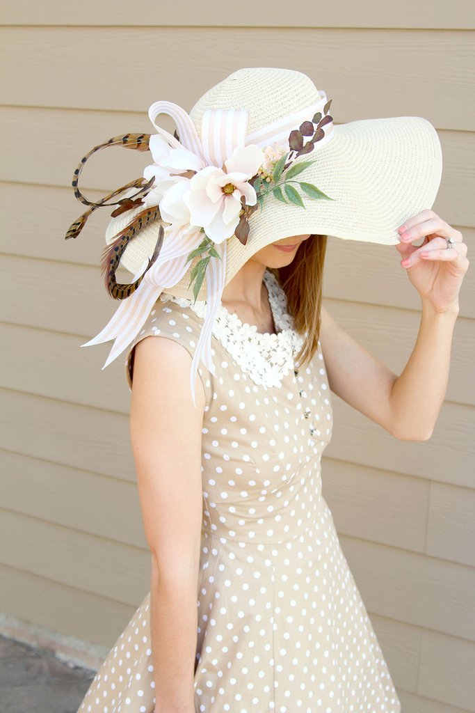 Decorating floral hats is a fun activity for a floral themed shower. Tutorial by Southern Girl Weddings via Afloral. #DerbyDay #floralhat #DIYhat | https://www.roseclearfield.com