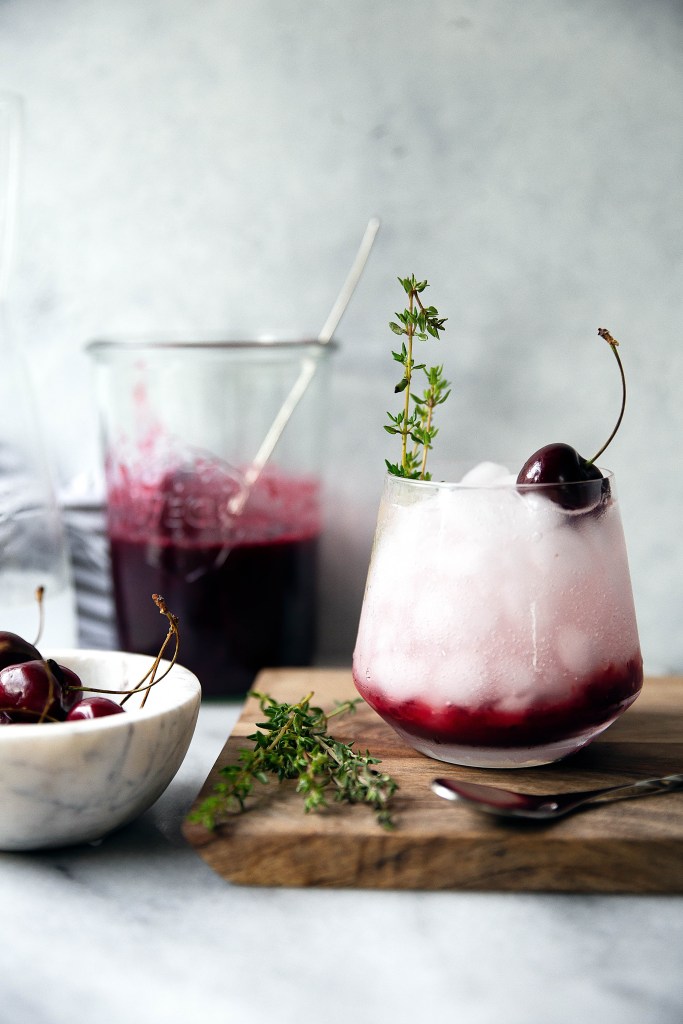 Non-alcoholic drinks for Easter: fresh cherry coolers are the perfect excuse to buy fresh cherries all spring and summer. #cherrycooler #nonalcoholic #brunch | https://www.roseclearfield.com