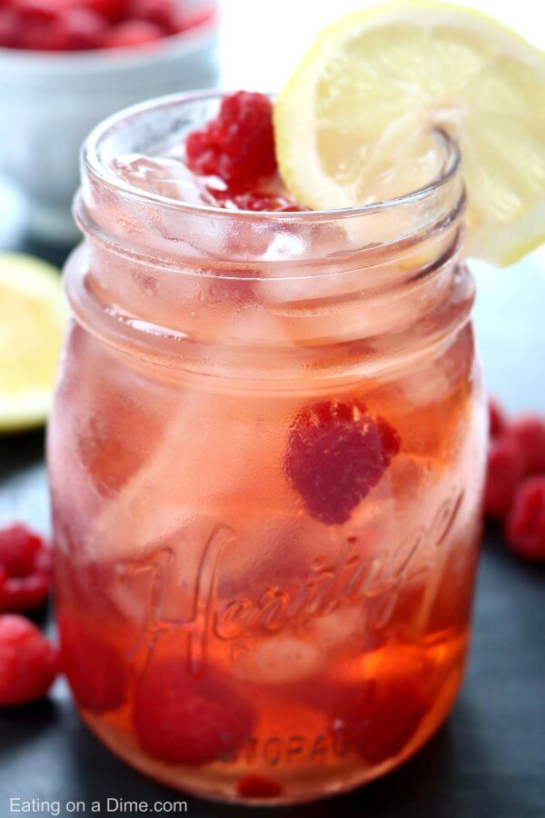 Non-alcoholic drink recipes for Easter: you can't go wrong with classic raspberry iced tea for an Easter brunch, via Eating on a Dime #icedtea #nonalcoholic #Easterbrunch | https://www.roseclearfield.com