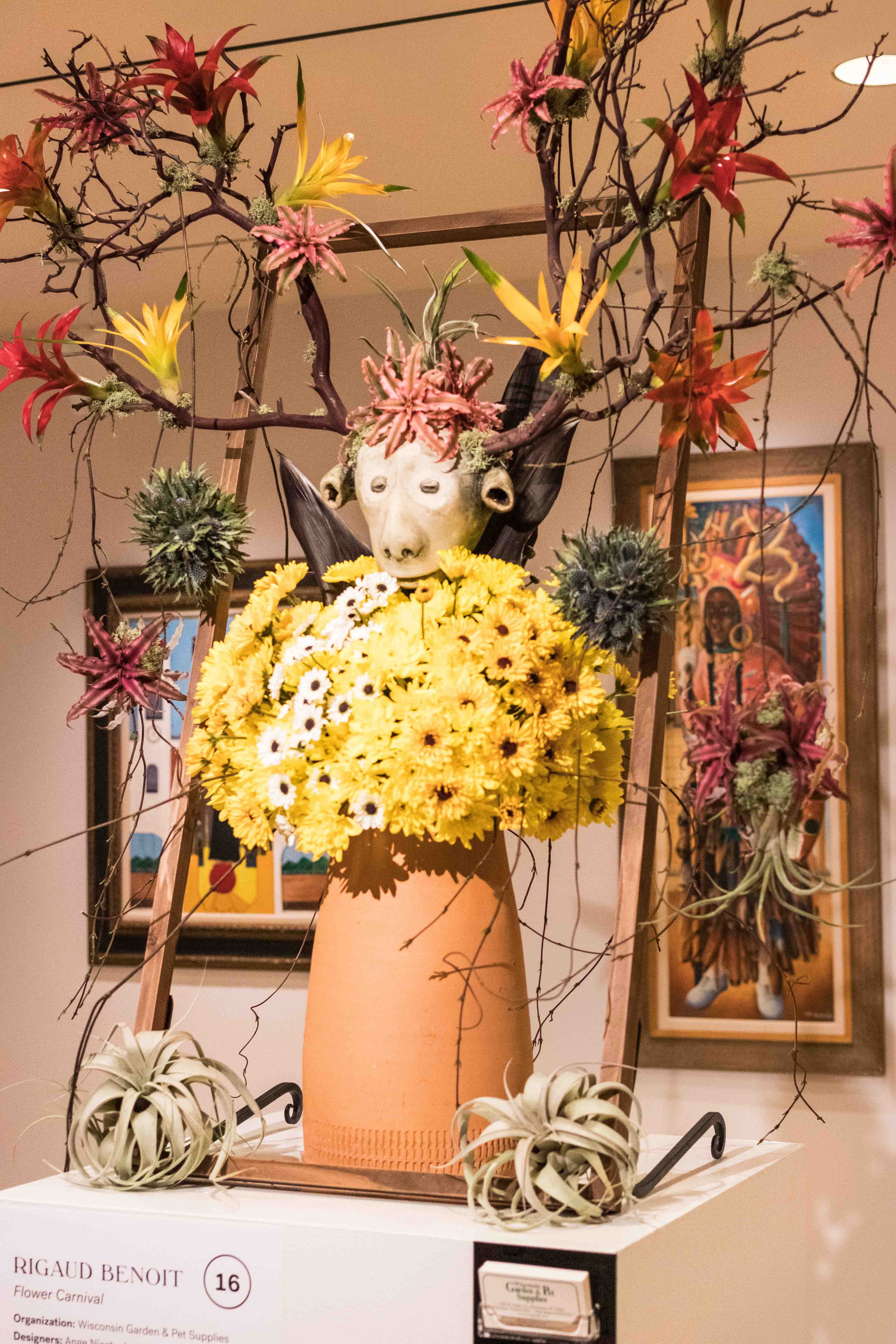 Art in Bloom 2019 at the Milwaukee Art Museum, Milwaukee, WI #ArtinBloom #floralshow #MilwaukeeArtMuseum | https://www.roseclearfield.com