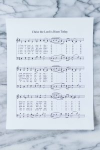 "Christ the Lord is Risen Today" from hymnary.com for a DIY Easter decor project. #Easter #DIY #sheetmusic | https://www.roseclearfield.com