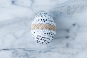 DIY Sheet Music Plastic Easter Eggs | https://www.roseclearfield.com