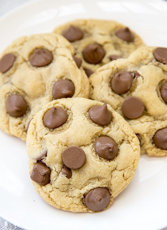 Chocolate chip cookies for two. The perfect small indulgence! via Like Mother Like Daughter #chocolatechipcookies #smallbatchcookies #dessertfortwo | https://www.roseclearfield.com