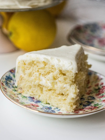 The most adorable mini lemon layer cake for two via Keep It Sweet Desserts. A great date night idea! #minilayercake #lemoncake #datenight | https://www.roseclearfield.com