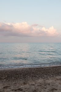 Golden Hour, Lake Michigan, Southeast WI #goldenhour #LakeMichigan #southeastWisconsin | https://www.roseclearfield.com