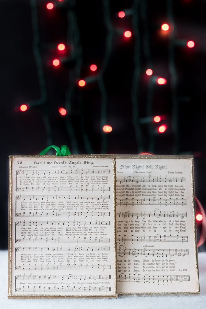 DIY Vintage Christmas Music Ornaments