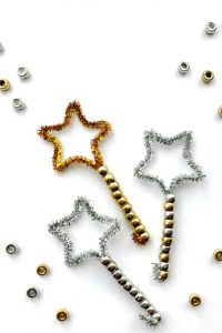New Year's Eve Toddler Bubble Wands Red Ted Art