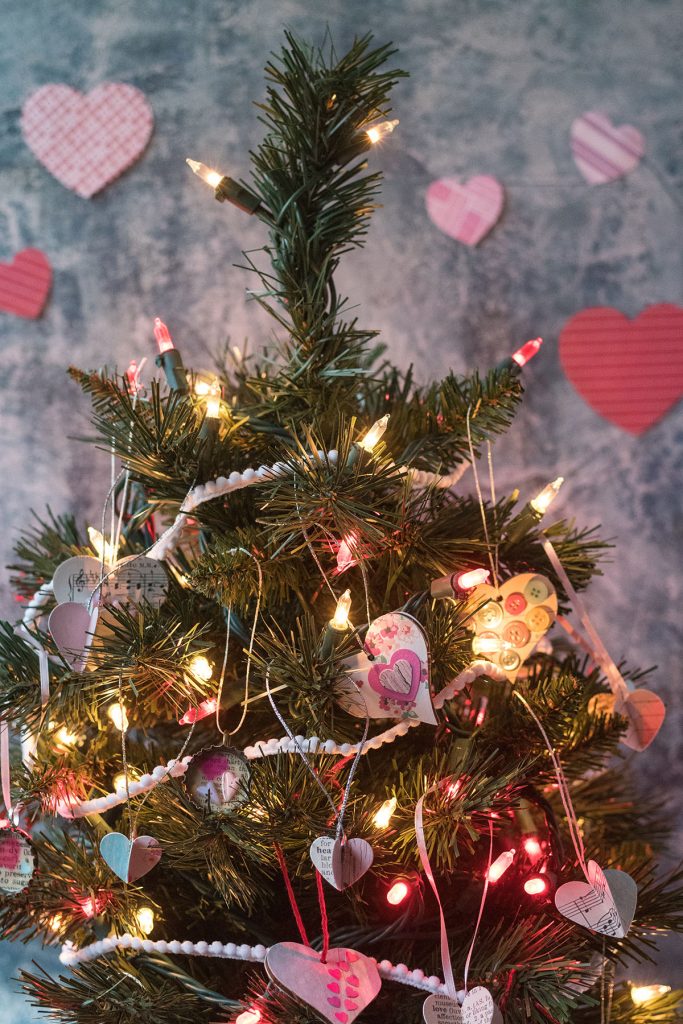 DIY Valentine's Day Mini Tree