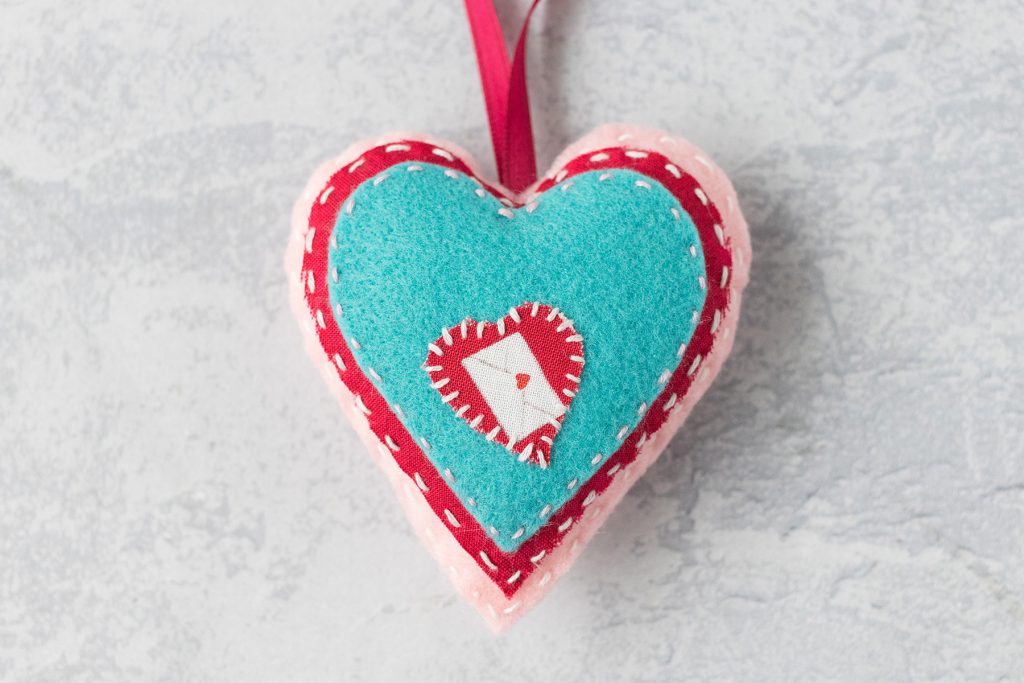 DIY Felt Ornament for Valentine's Day