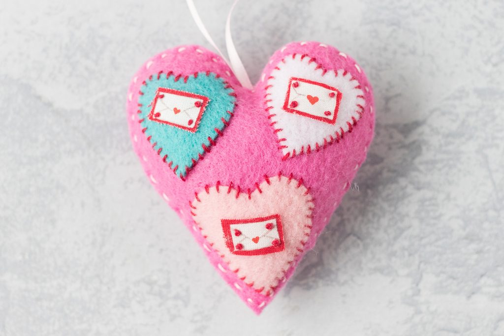 DIY Felt Ornament for Valentine's Day