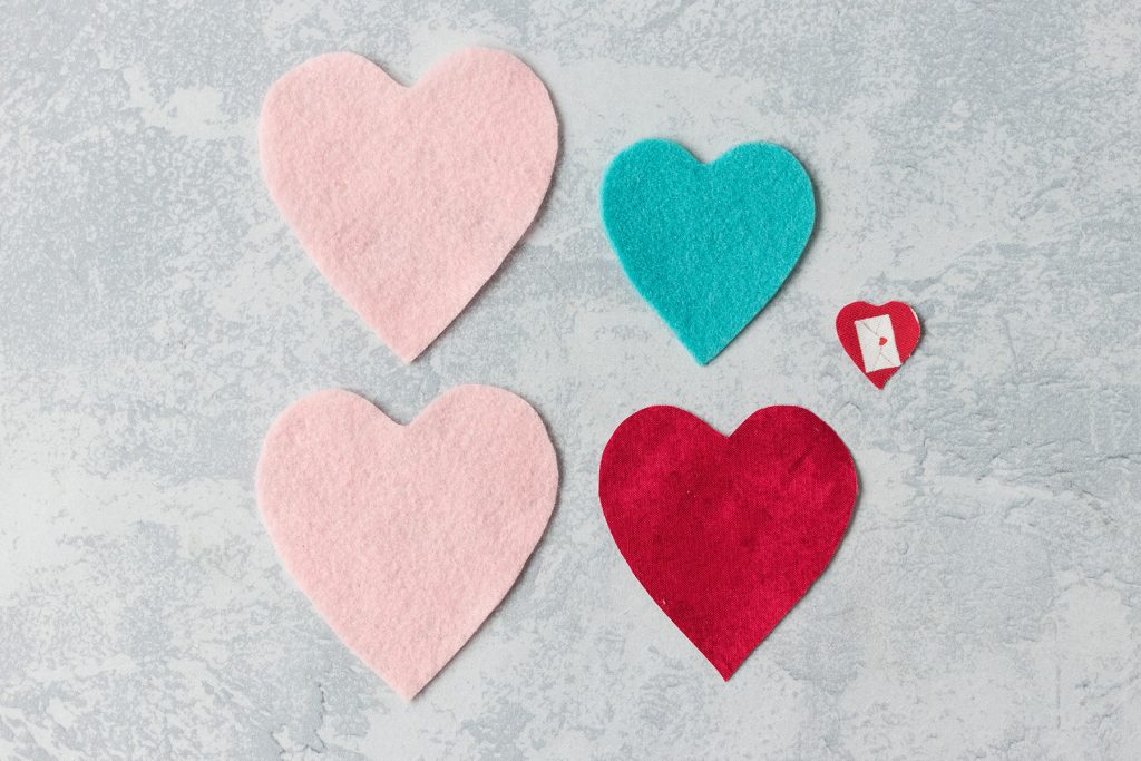 Felt Hearts