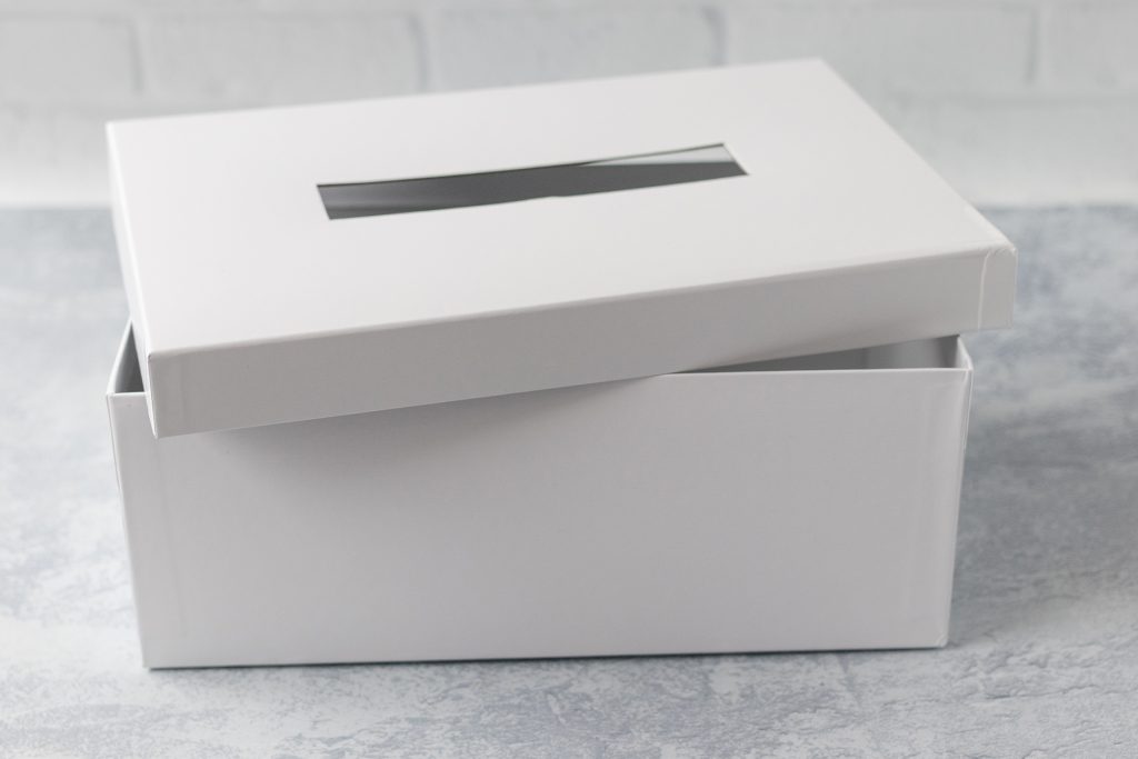 Plain Valentine Card Box