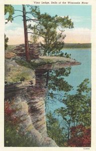 Vintage Postcard Wisconsin Dells Visor Ledge