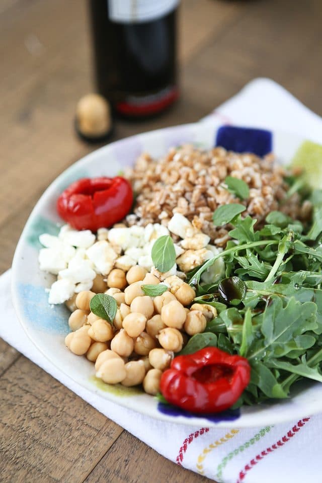 Mediterranean Farro Salad with Arugula and Chickpeas Aggie's Kitchen