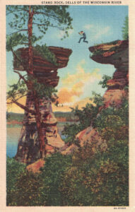 Vintage Postcard Wisconsin Dells Stand Rock