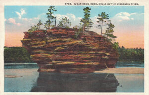 Vintage Postcard Wisconsin Dells Sugar Bowl Rock