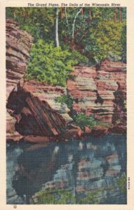 Vintage Postcard Wisconsin Dells The Grand Piano