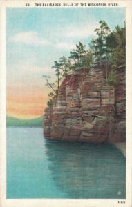 Vintage Postcard Wisconsin Dells The Palisades