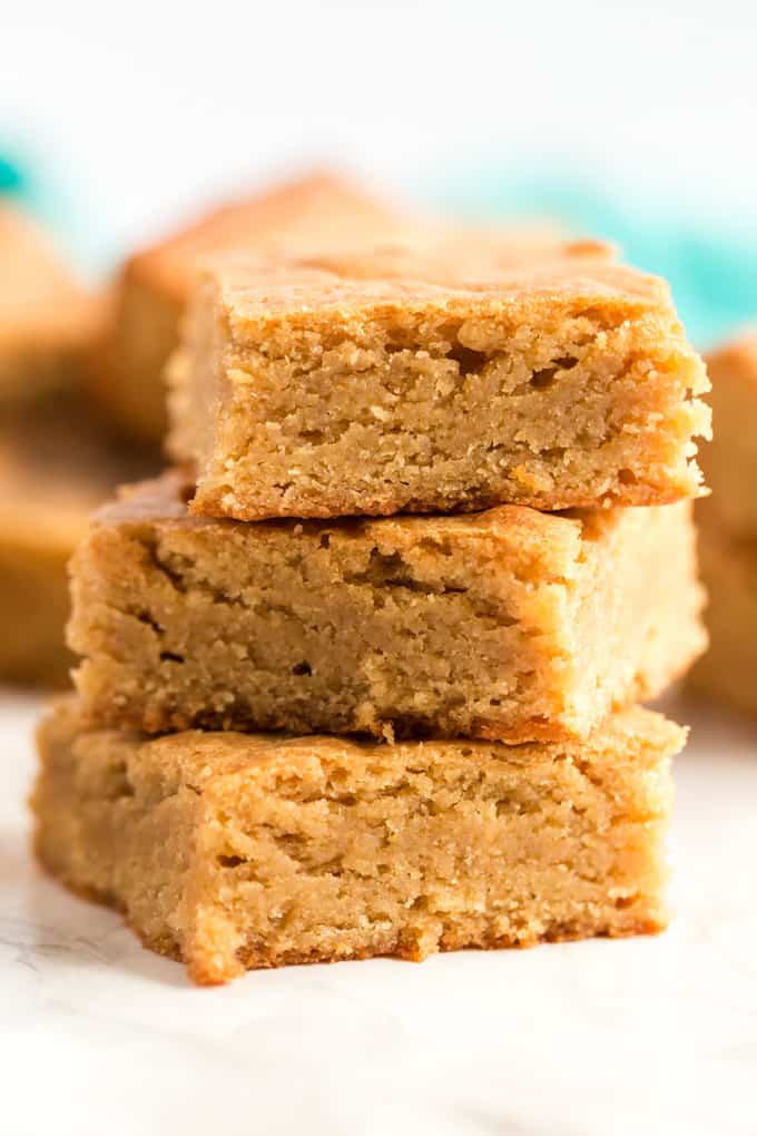 Easy Blondies Recipe The Salty Marshmallow