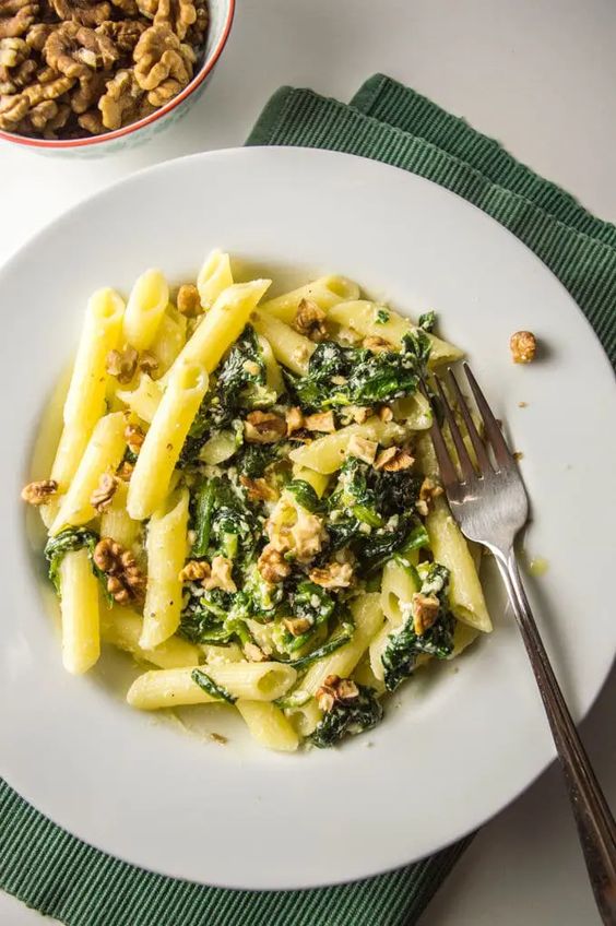 Creamy Spinach and Ricotta Pasta with Walnuts My Gut Feeling