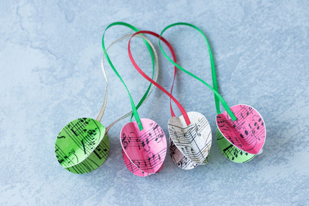 DIY Sheet Music Paper Ornaments