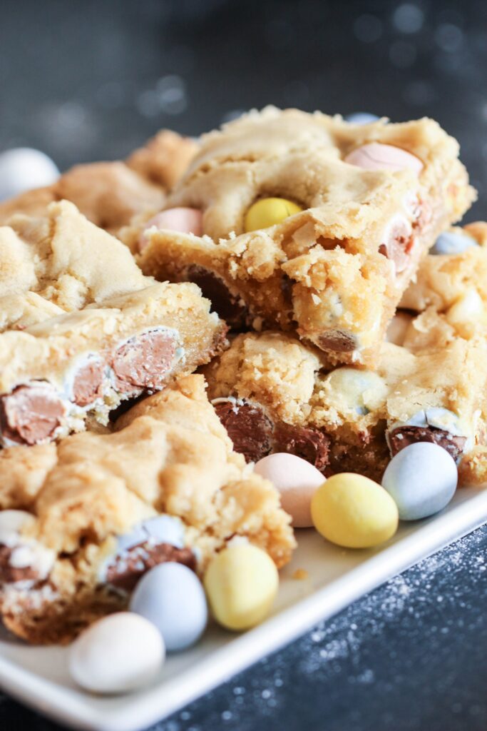 Mini Egg Blondies Six Sisters' Stuff