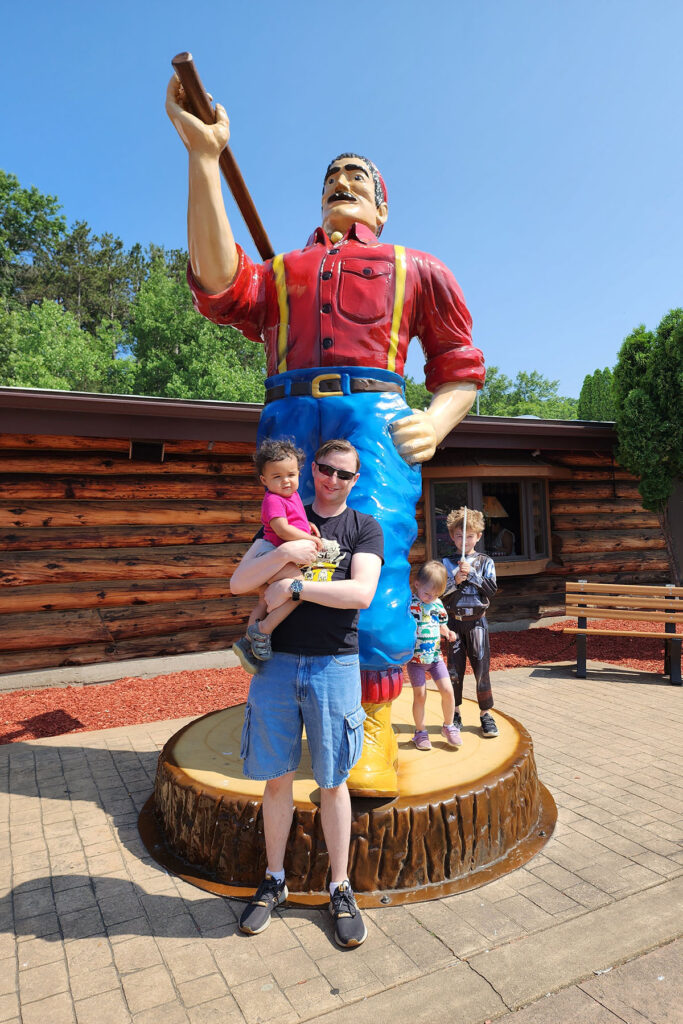 Paul Bunyan's Wisconsin Dells