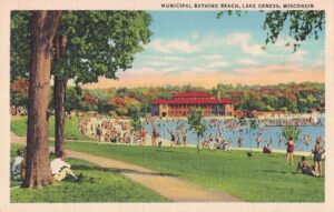 Vintage Postcard Wisconsin Lake Geneva Municipal Bathing Beach 2 Preview
